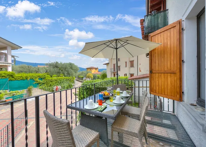 Al Peveri - Private Parking & Near Lake - Happy Rentals