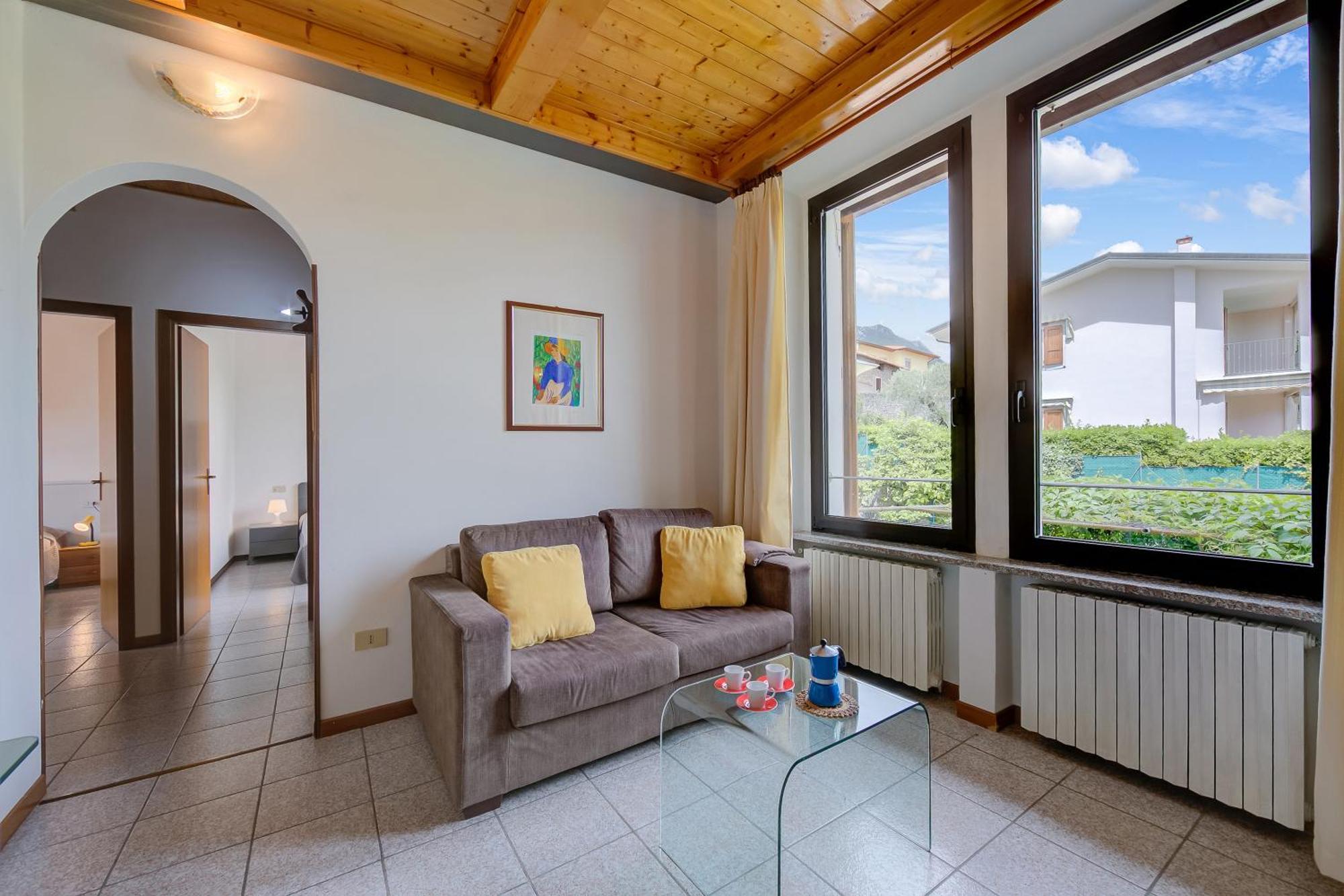 Apartment Al Peveri - Private Parking & Near - Happy